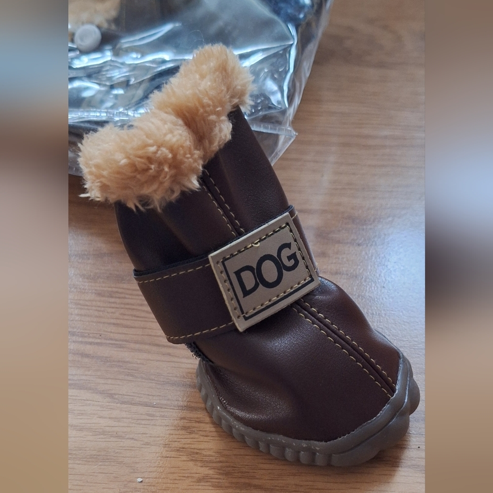 WINSOON Dog Australia Boots Antiskid Shoes Paw Protectors 4-pcs Set